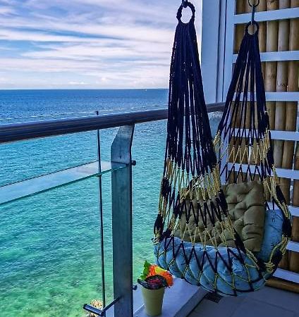 Oceanfront At Arterra, Fast Wifi, Nflix, Kitchen - B Or G Villa Isla de Mactán Exterior foto